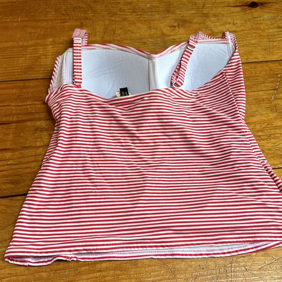 Pinup style tankini swim top - Picture 4 of 8